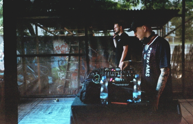 28 Cross Club, Magenta Rook